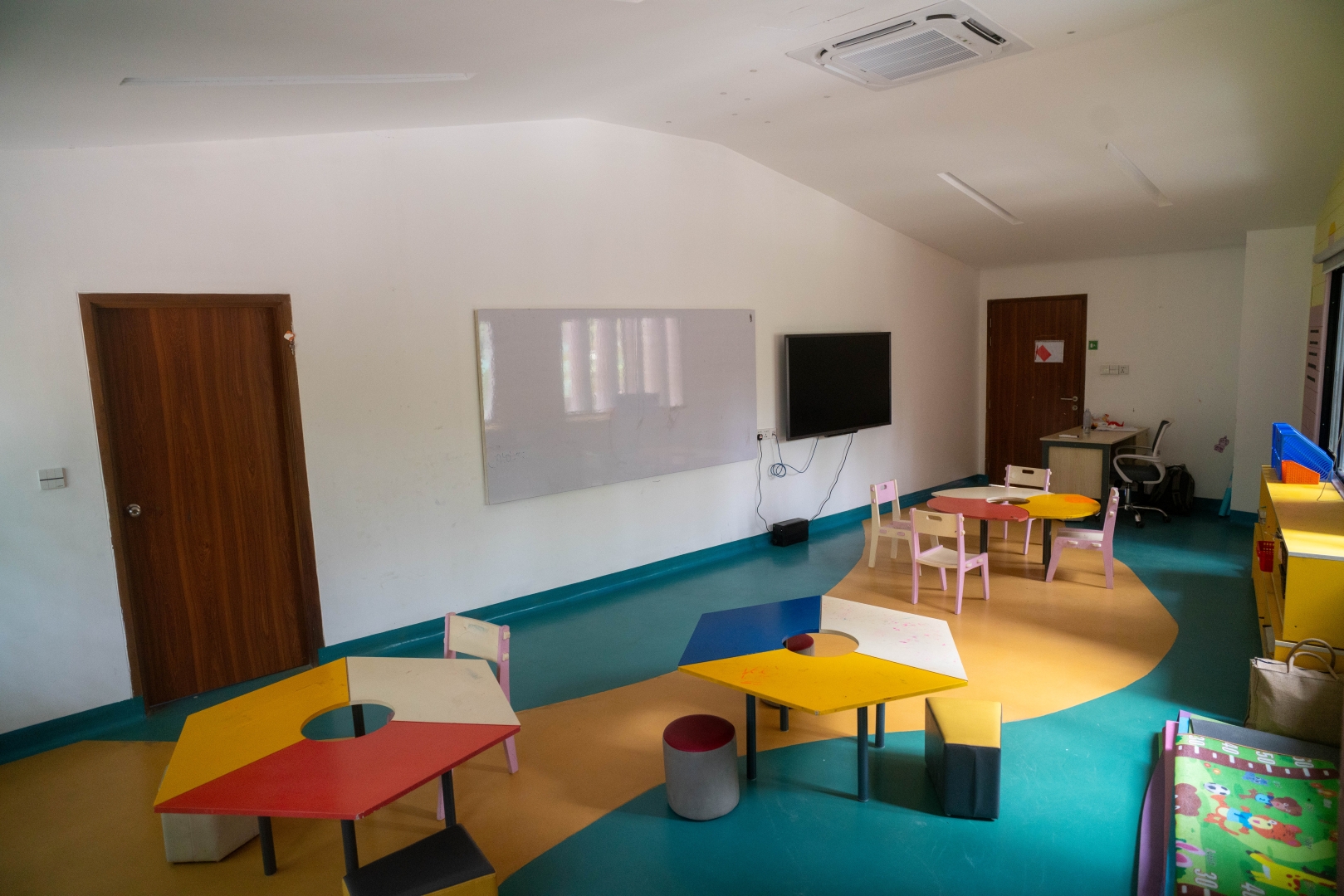 Class Room 4